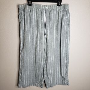 Beachlunchlounge XXL Linen Beach pant Sage Green with white stripes crop